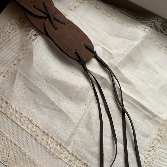 Black and Brown Leather Belt with Rustic Design - Picture 12 of 13